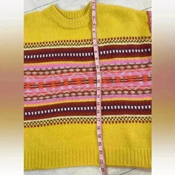 Forever 21 Bright Yellow Fair Isle‎ Pullover Knit Sweater Woman’s Size S relaxed - Picture 9 of 15